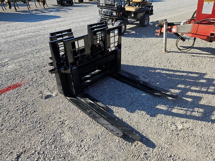 #203176-•-new-wt-pallet-forks-image-1