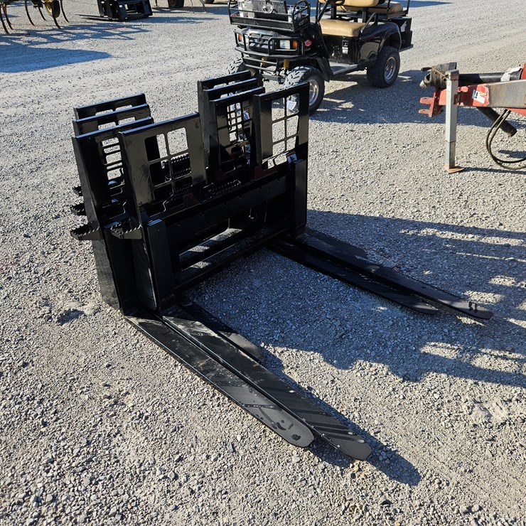 #203176 • New WT Pallet Forks