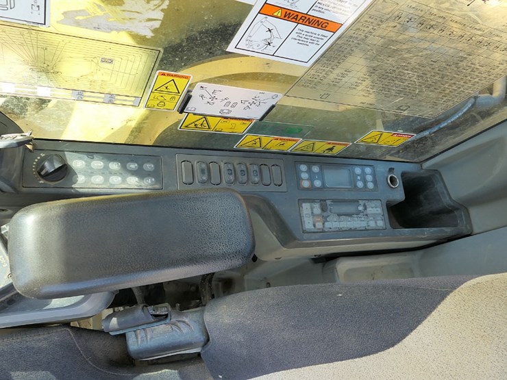 2013-caterpillar-336e-image-41