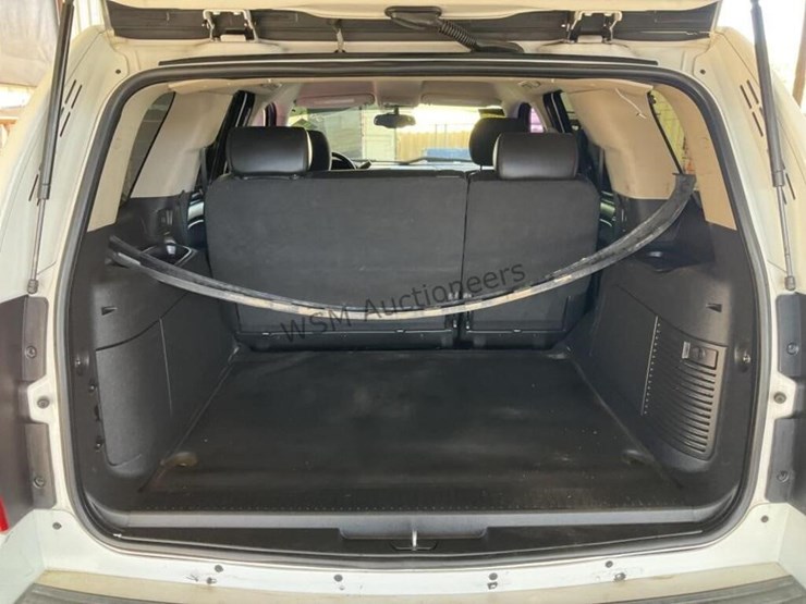 2007-chevrolet-tahoe-image-9