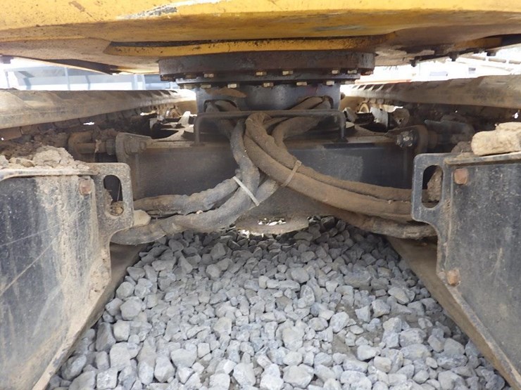 caterpillar-301.7d-cr-image-25