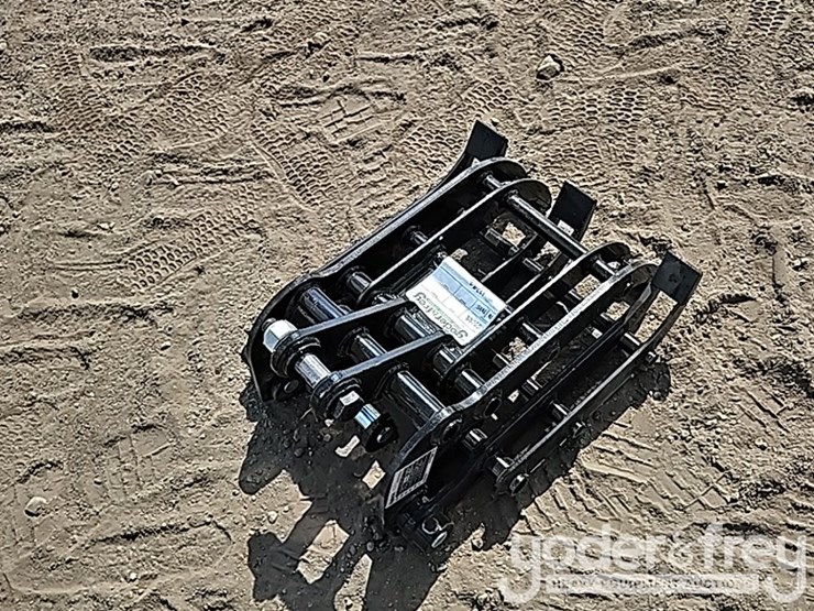 unused-ir-wood-grabber-to-suit-mini-excavator-image-5