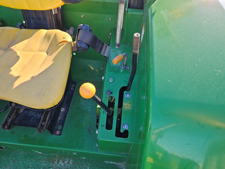 2003-john-deere-6403-image-10