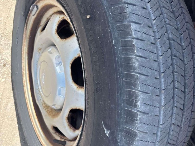 2017-ford-f150-image-22