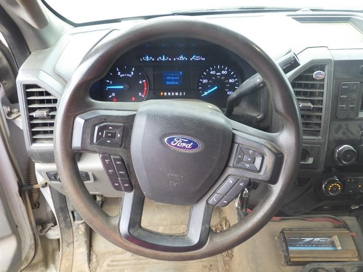 2019-ford-f350-image-22