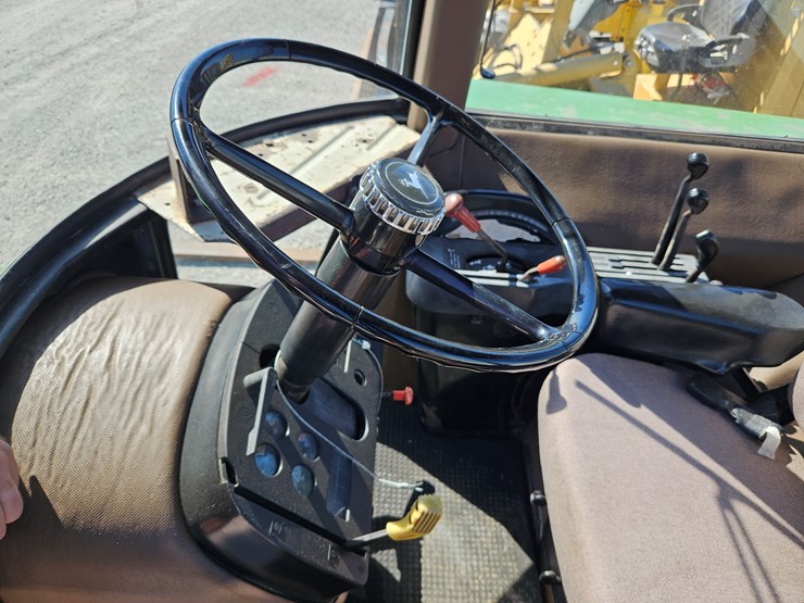 1986-john-deere-4050-image-16