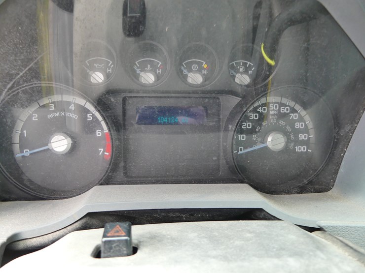 2011-ford-f350-xl-image-12