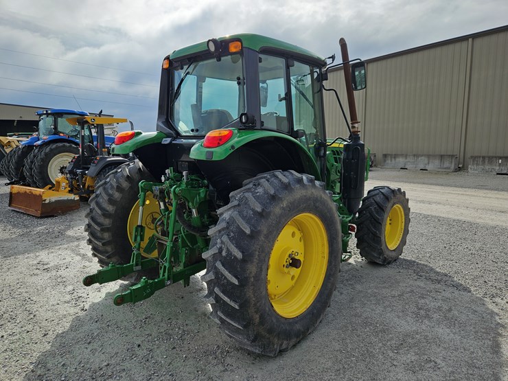 2019-john-deere-6110m-image-16
