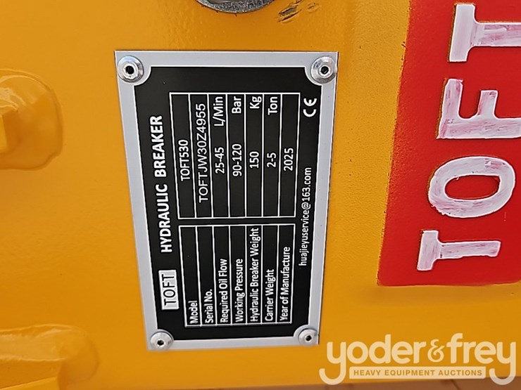 2025-caterpillar-304-image-12
