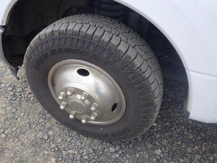 2019-ford-f350-image-29