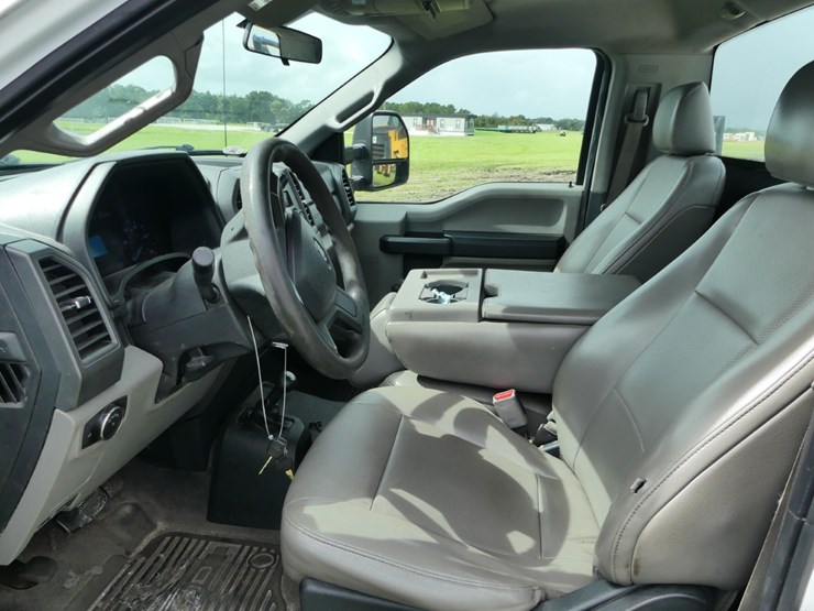 2017-ford-f350-xl-image-9