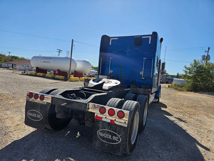 2007-peterbilt-379-image-13