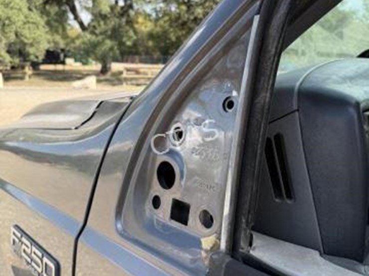 2002-ford-f250-image-15
