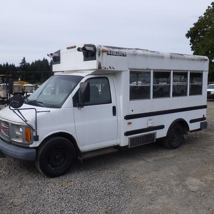 1999 GMC S/A Passenger Bus