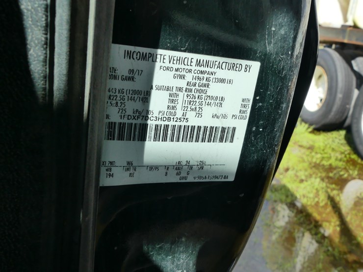 2017-ford-f750-image-13