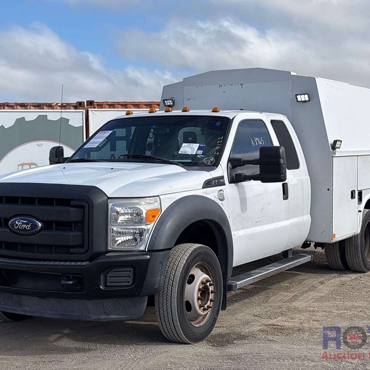 2016 FORD F550