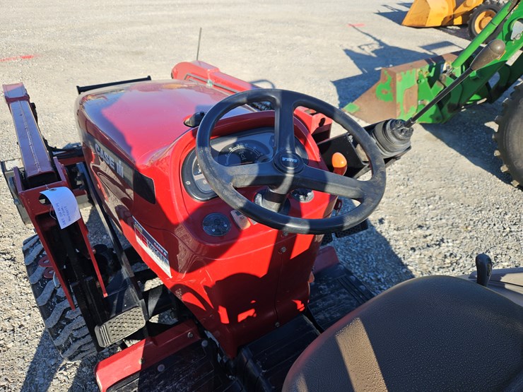 2005-case-ih-dx24-image-11