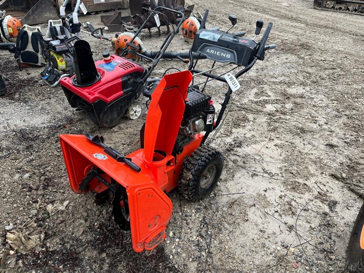 ariens-24"-walk-behind-snow-blower-image-1