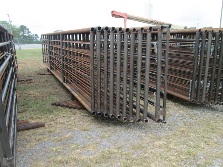 #69-•-(9)-freestanding-panels-&-(1)-gate-inv-#-29823-image-4