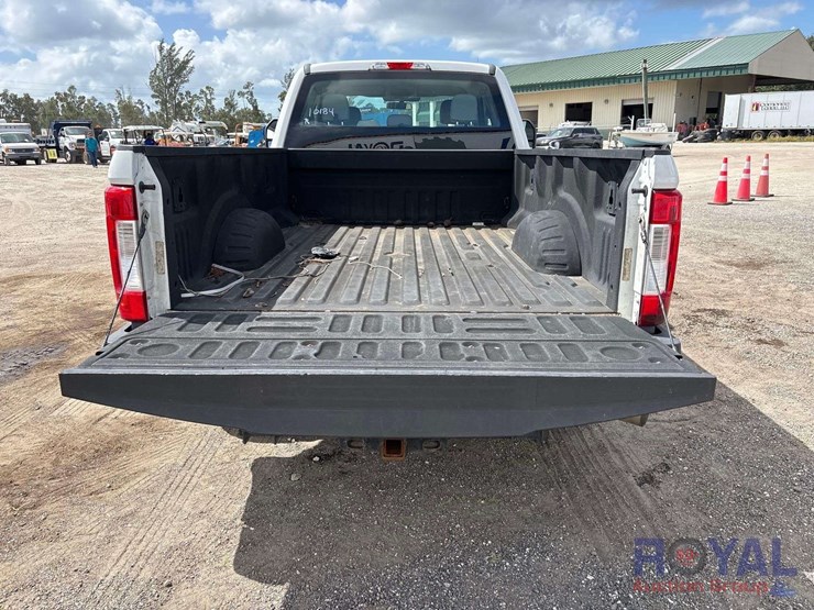 2017-ford-f250-image-18