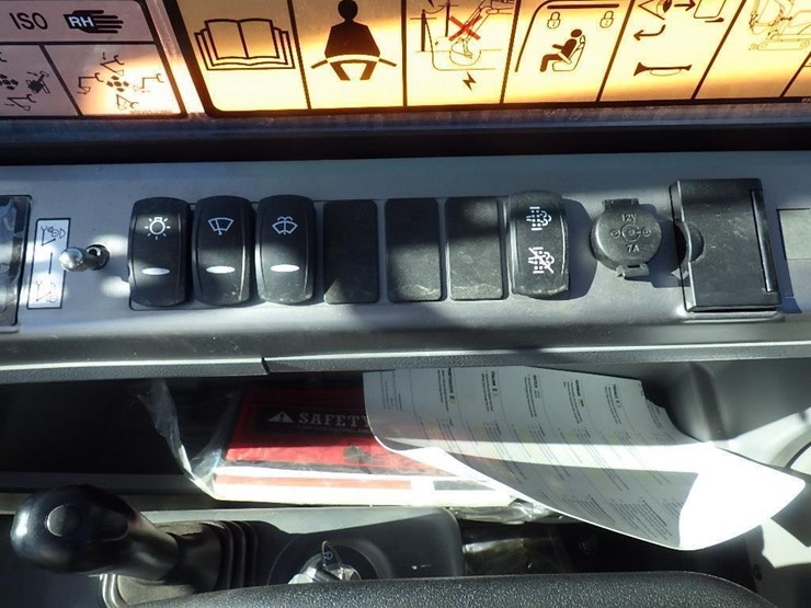 doosan-dx85r-3-image-30
