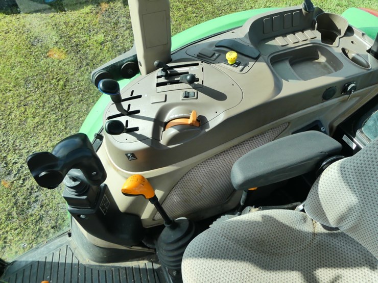 2019-john-deere-5090e-image-11