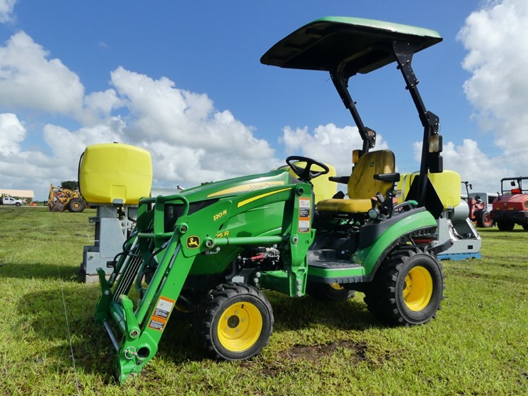 john-deere-1025r-image-1