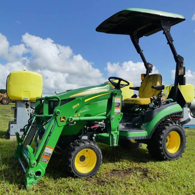 JOHN DEERE 1025R