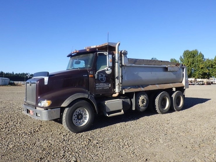 2009-international-5900i-17'-3-axle-dump-truck-image-1