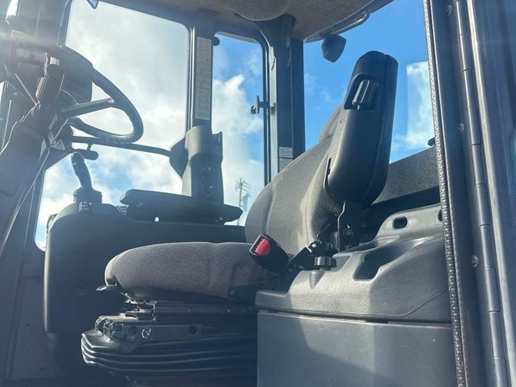 2017-deere-624kii-image-25