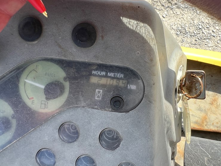 yanmar-vio17-image-9