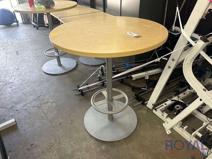 light-wood-tables-image-10
