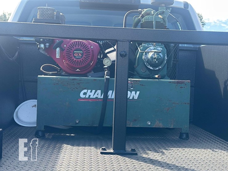 2018-ford-f350-sd-xl-image-11