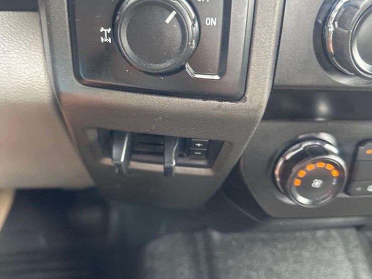 2019-ford-f350-sd-xl-image-22