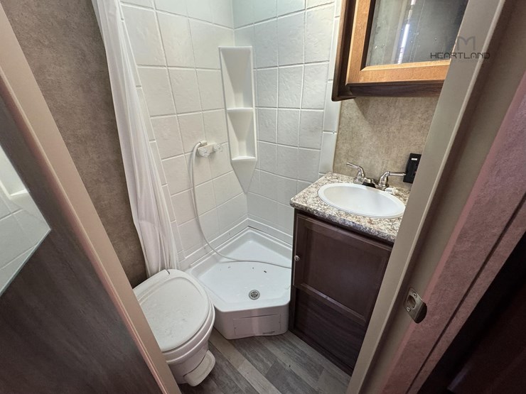 2018-coachmen-clipper-16rbd-image-14