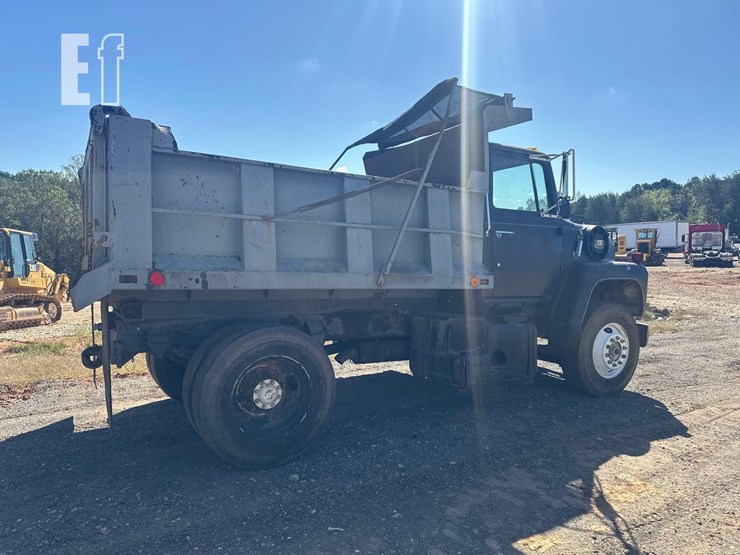 ford-8000-image-3