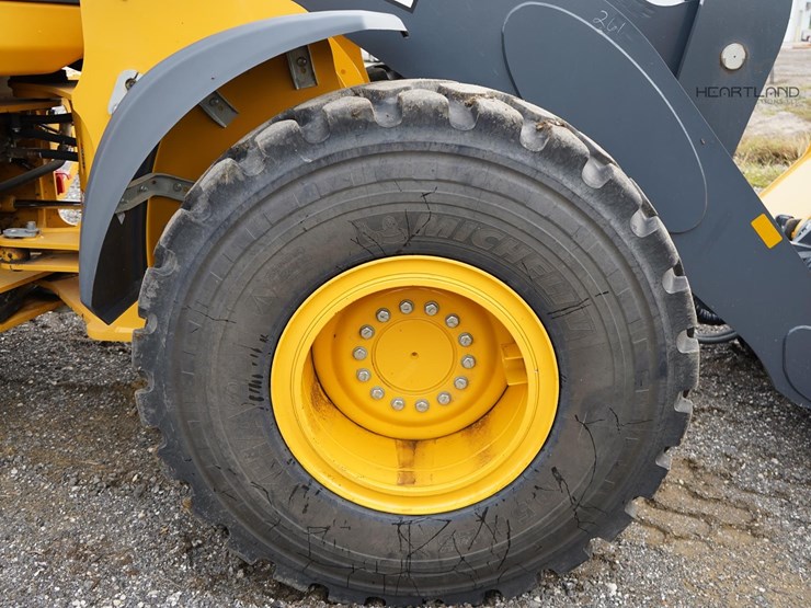 2024-deere-544-image-28