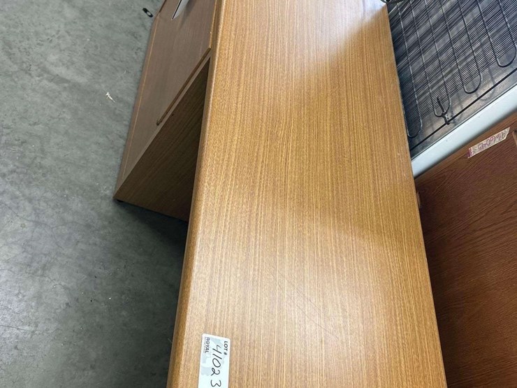 wood-office-furniture-image-3