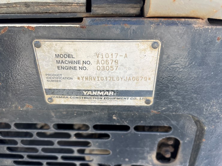 yanmar-vio17-image-15