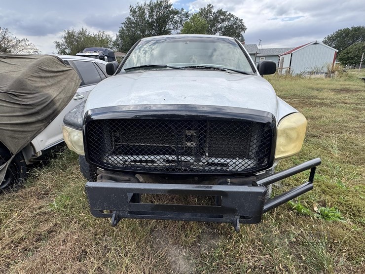 2008-dodge-ram-1500-image-2