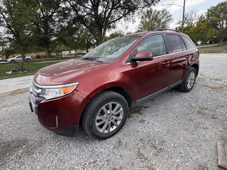 2014-ford-edge-image-1