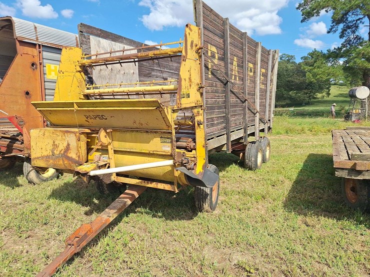 papec-tandem-axle-silage-wagon-image-30