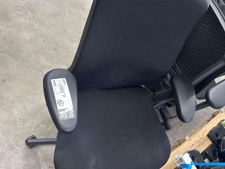 chairs-image-11