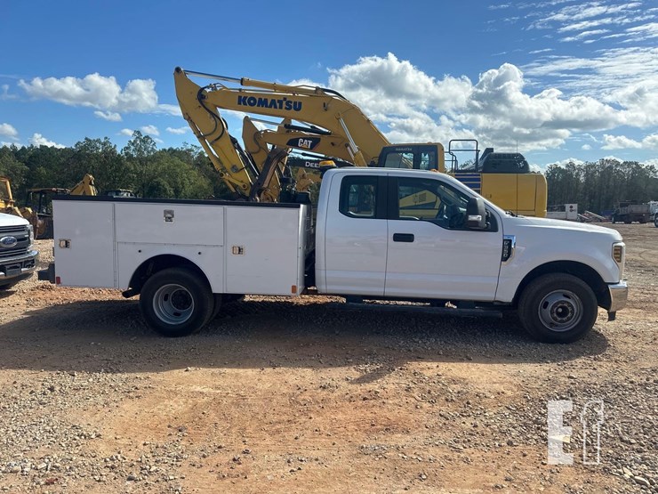 2018-ford-f350-sd-xl-image-3