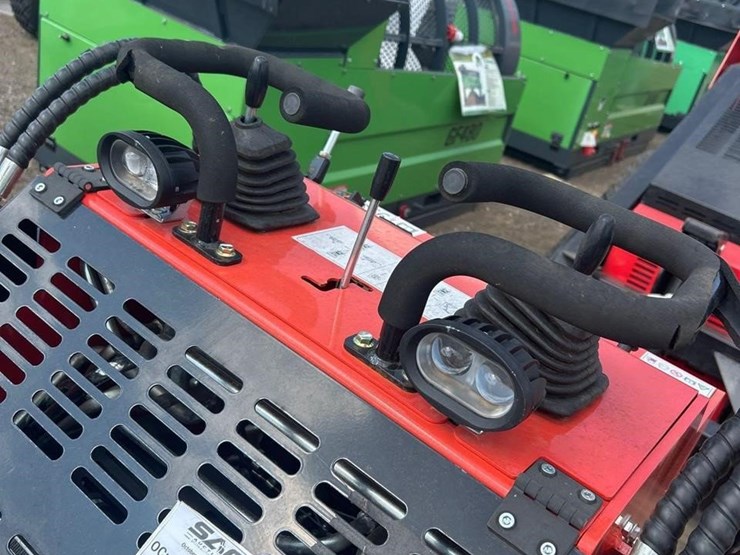 raytree-rmbd50-low-flow-skid-steer-drum-mulcher-image-9