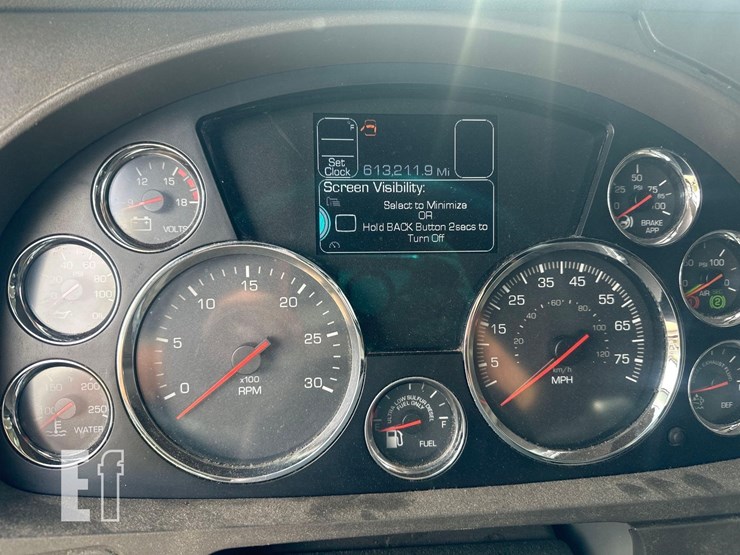 2019-kenworth-t680-image-31