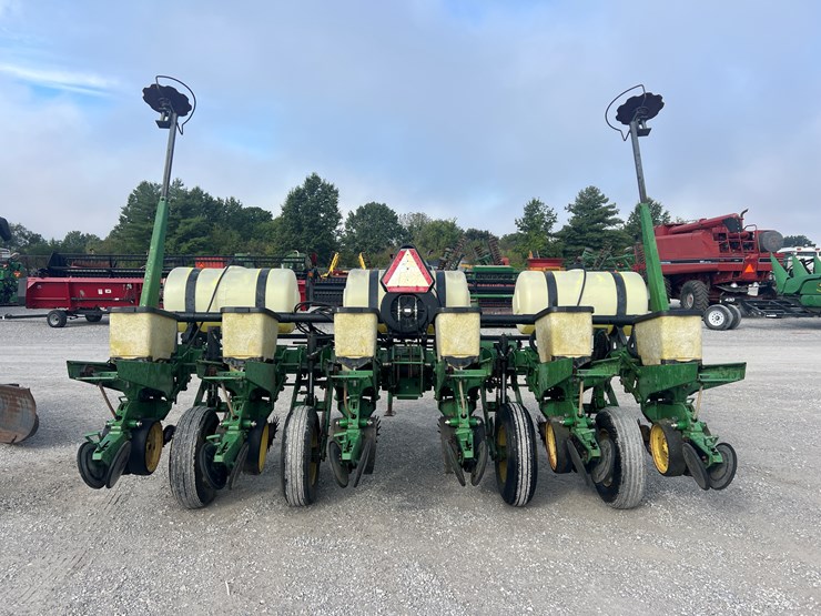 john-deere-7200-image-6