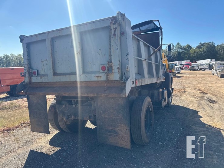 ford-8000-image-4