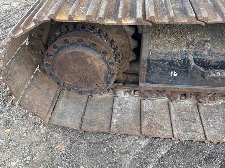 2019-caterpillar-320-image-54