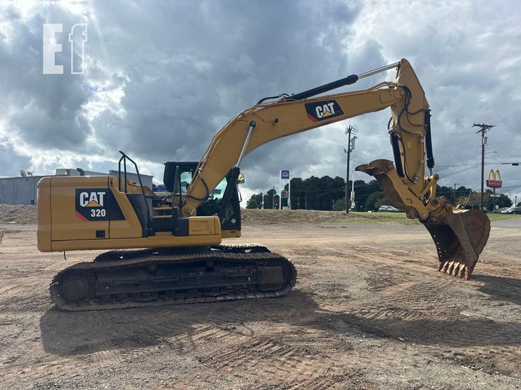2019-caterpillar-320-image-6